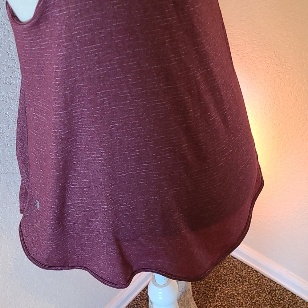 Lululemon tank - Picture 4 of 6